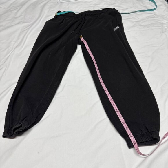 The North Face Women’s Cropped Jogger Sweatpants Medium Black EUC - Picture 7 of 9